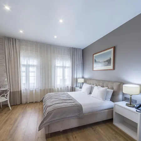 Nuru Ziya Suites Szálloda 3*
