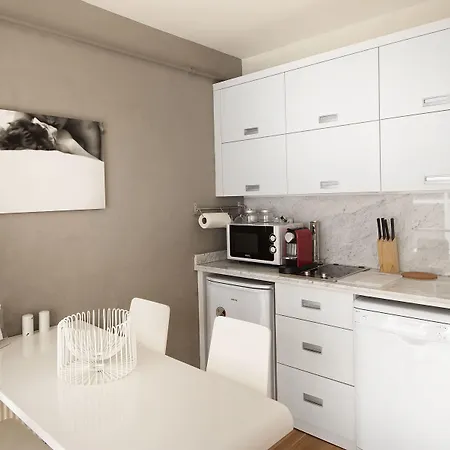 Szálloda Nuru Ziya Suites