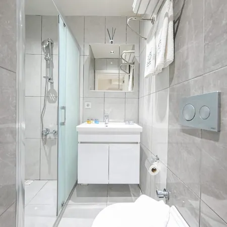 Nuru Ziya Suites Szálloda 3*