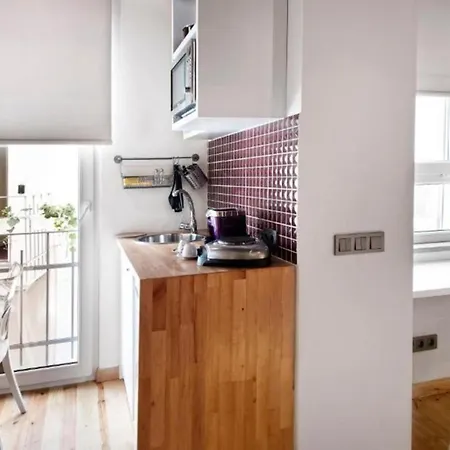 Nuru Ziya Residences ホテル 3*