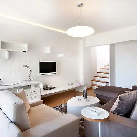 ホテル Nuru Ziya Residences 3*