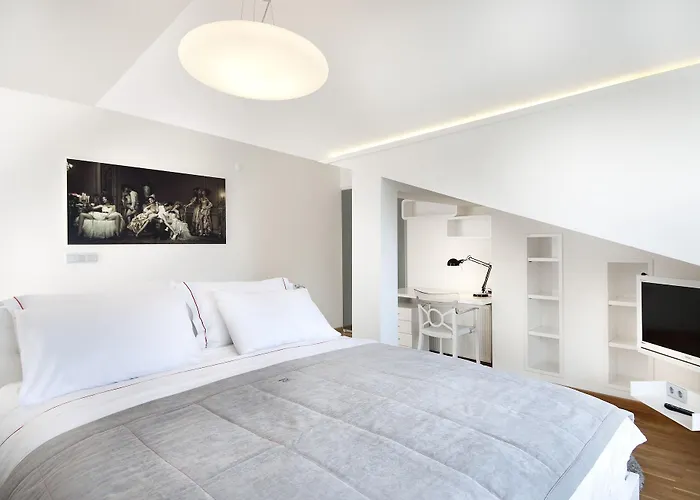 Nuru Ziya Residences ホテル 3*