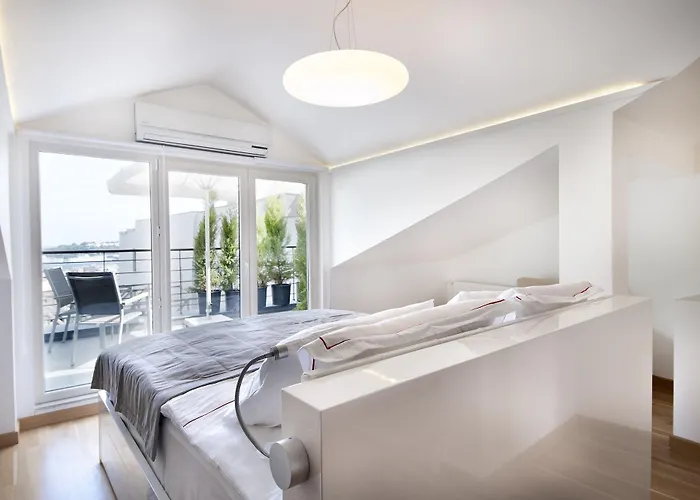 Nuru Ziya Residences ホテル 3*