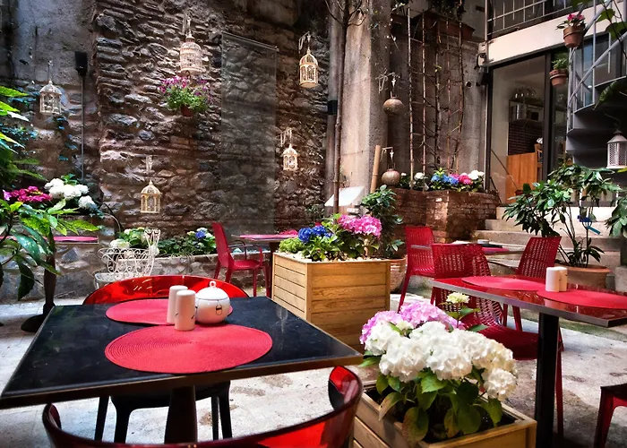 Nuru Ziya Residences ホテル 3*