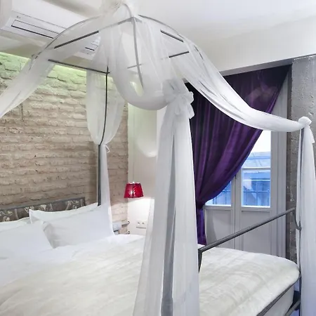 Nuru Ziya Hotell 2*