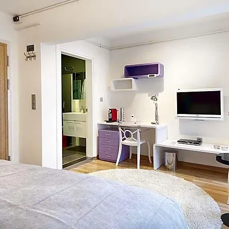 Nuru Ziya Istanbul