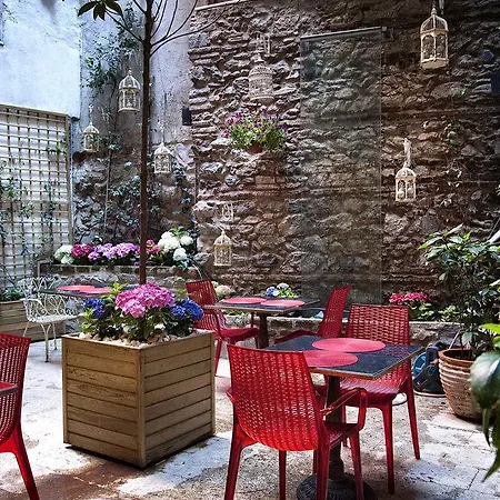 Nuru Ziya Hotel