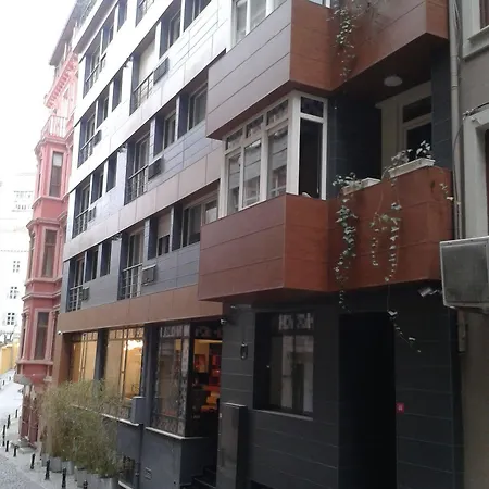 Nuru Ziya Istanbul