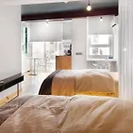 努鲁子​​牙套房酒店