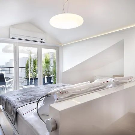Nuru Ziya Residences Hotell 2*