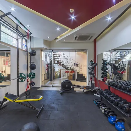 מלון Nuru Ziya Suites 3*